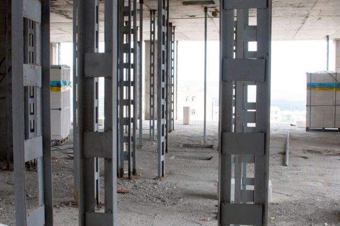 راهنمای خرید وال پست برای پیمانکاران