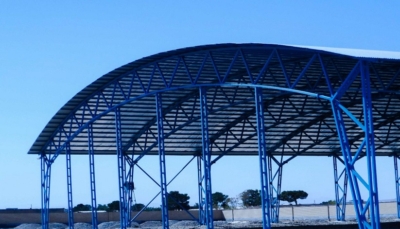 راهنمای کامل اجرای وال پست در سوله ها + نکات و ضوابط مهم