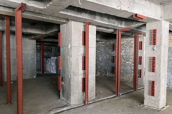 اجرای وال پست افقی و عمودی