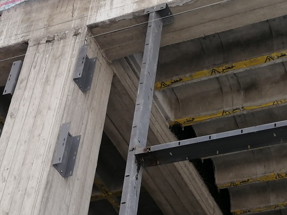 🛠️ نکات اجرایی هنگام نصب وال پست تلسکوپی