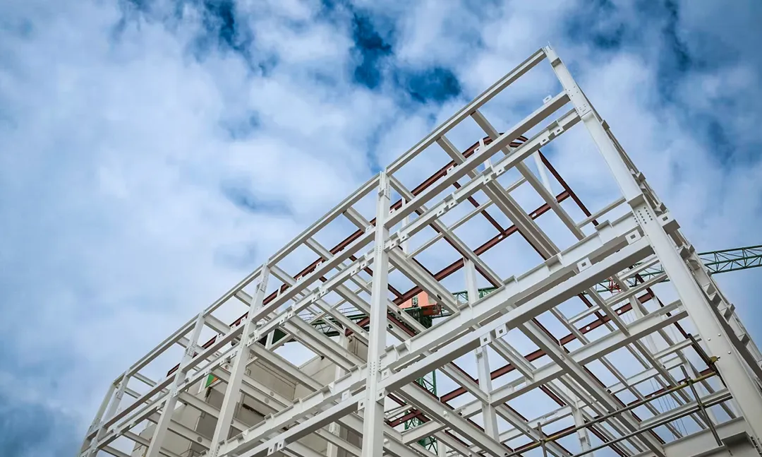 روش‌های نوین نصب سازه‌ های فولادی در پروژه‌های عمرانی